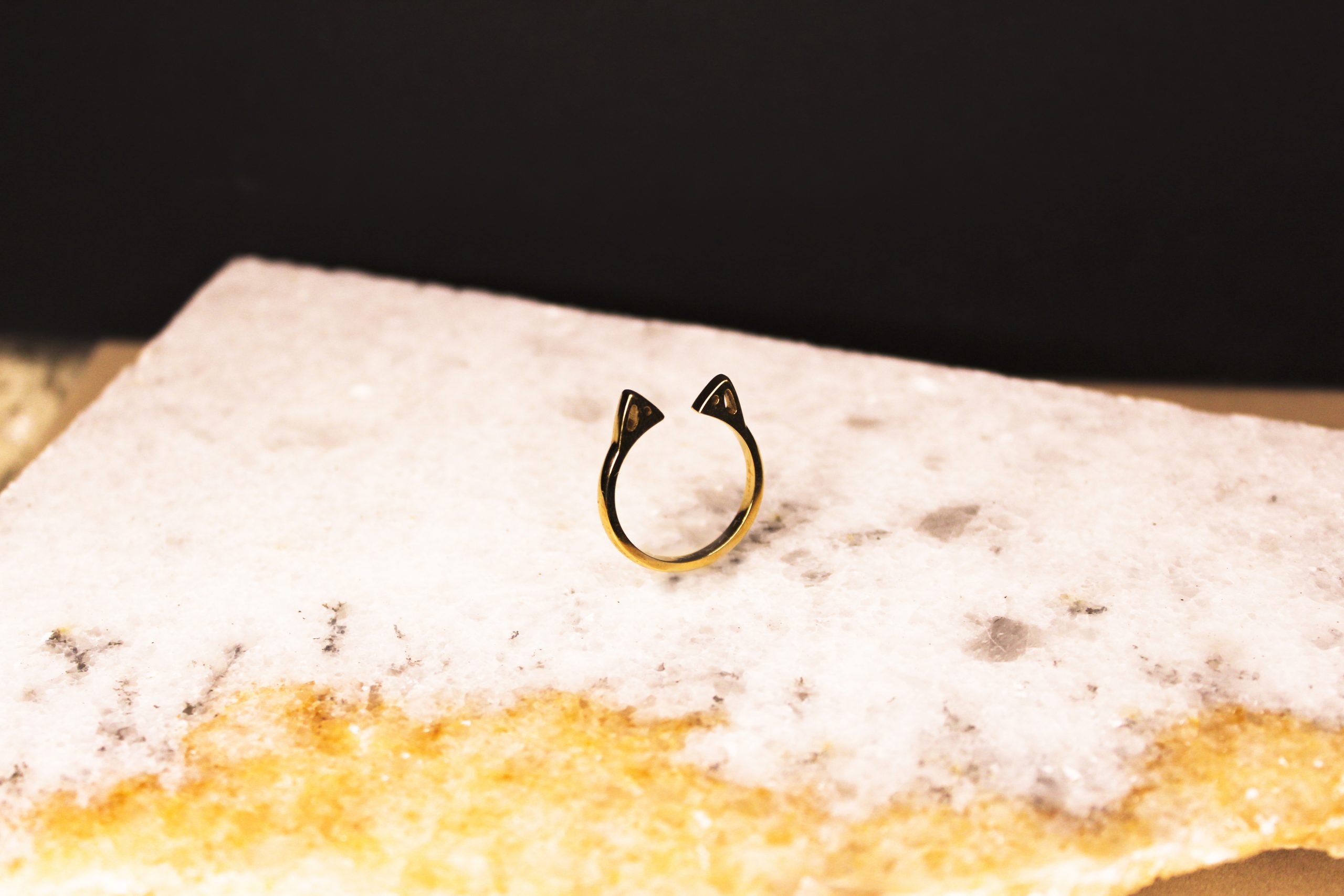 a.le.pu gold ring